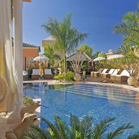 La Caleta Sleeps 2 Pool Air Con Wifi